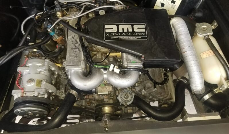 
								1981 DeLorean DMC-12 Gullwing Doors full									
