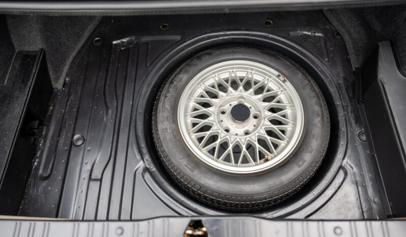 
								1988 BMW M3 E30 2.3L full									