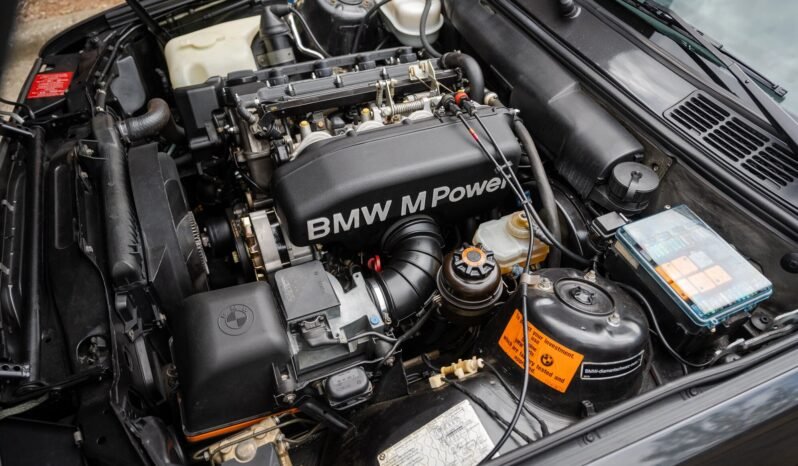 
								1988 BMW M3 E30 2.3L full									