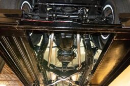 
										1953 Chrysler New Yorker Deluxe full									