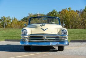 1953 Chrysler New Yorker Deluxe