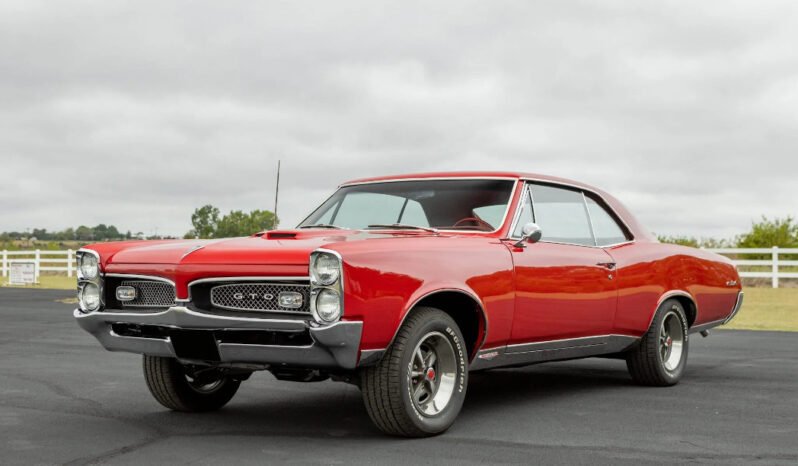 
								1967 Pontiac GTO Red V8 full									