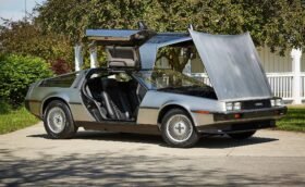 1981 DeLorean DMC-12 V6 Brushed Stainless Steel