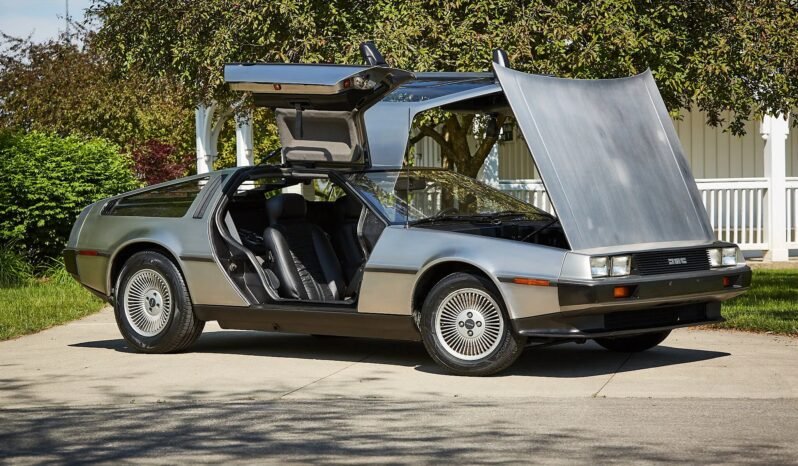 
								1981 DeLorean DMC-12 V6 Brushed Stainless Steel full									