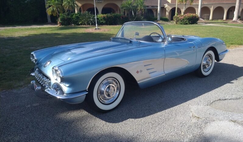 
								1958 Chevrolet Corvette Fuel-Injected V8 full									