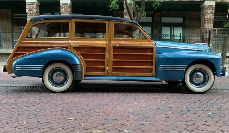 
								1941 Pontiac Custom Torpedo Woodie Wagon full									