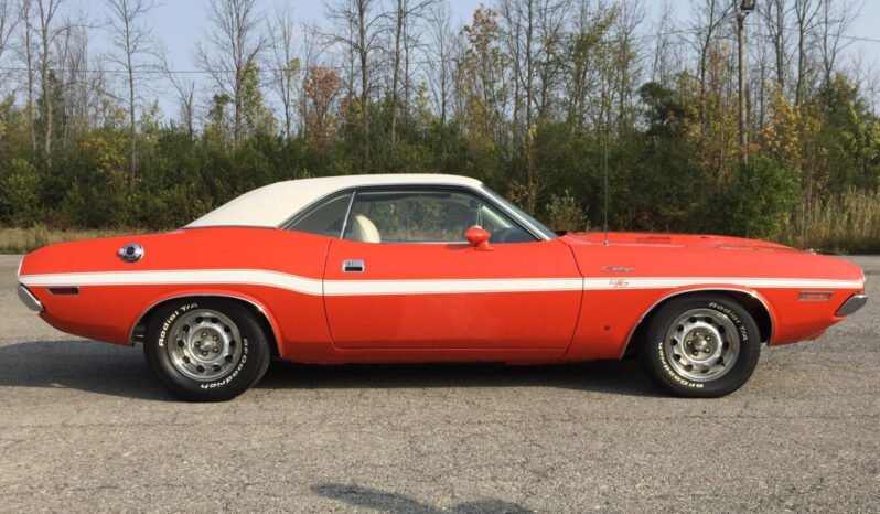 
								1970 Dodge Challenger R/T Coupe full									