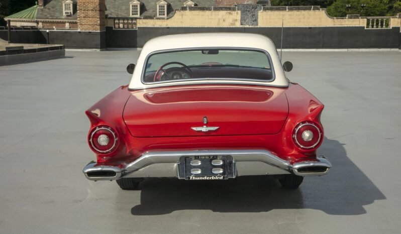 
								1957 Ford Thunderbird Red full									