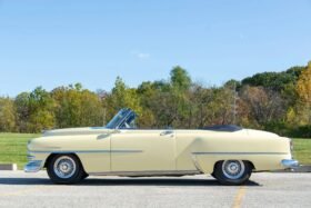 1953 Chrysler New Yorker Deluxe