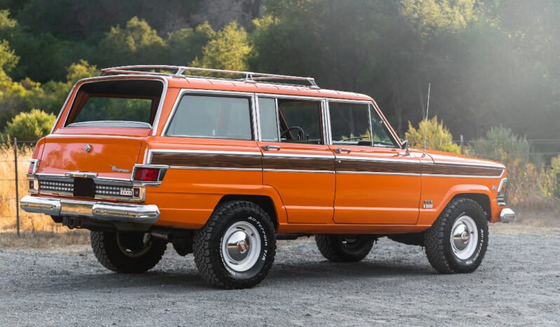 
								1972 Jeep Wagoneer SJ full									