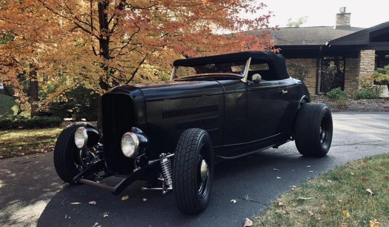 
								1932 Ford Roadster Hot Rod full									