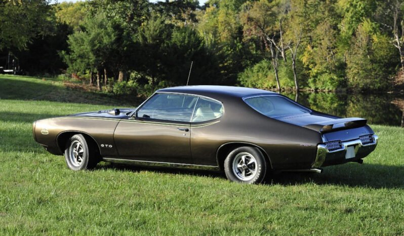 
								1969 Pontiac GTO Judge full									