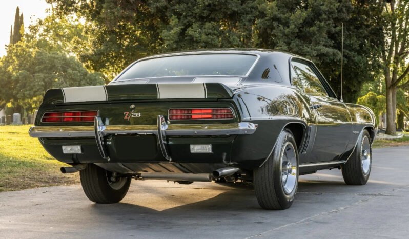 
								1969 Chevrolet Camaro Z/28 Fathom Green full									