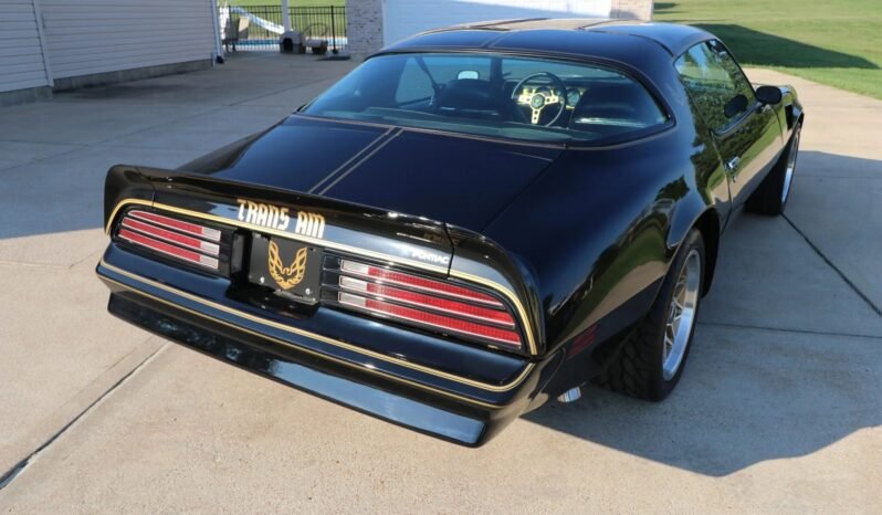 
								1977 Pontiac Firebird Trans AM SE V8 full									