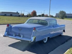 1954 Cadillac Series 62 DeVille V8