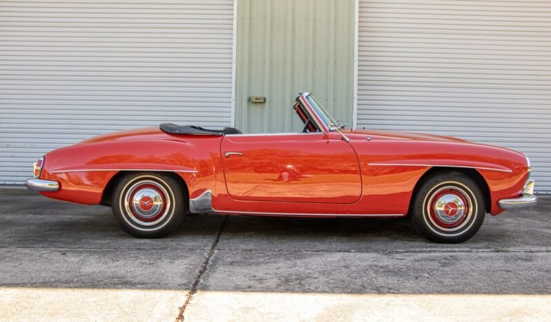 
								1961 Mercedes-Benz 190SL Roadster full									