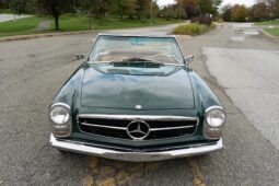 1967 Mercedes-Benz 230SL Roadster