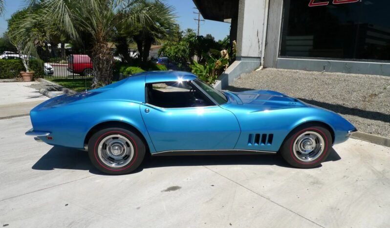 
								1968 Chevrolet Corvette L71 4-Speed full									