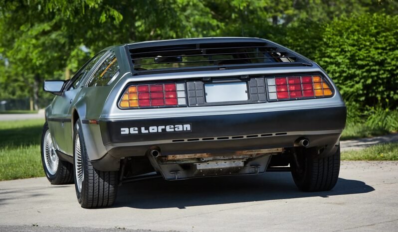 
								1981 DeLorean DMC-12 V6 Brushed Stainless Steel full									