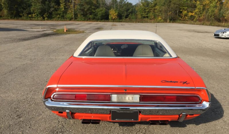 
								1970 Dodge Challenger R/T Coupe full									