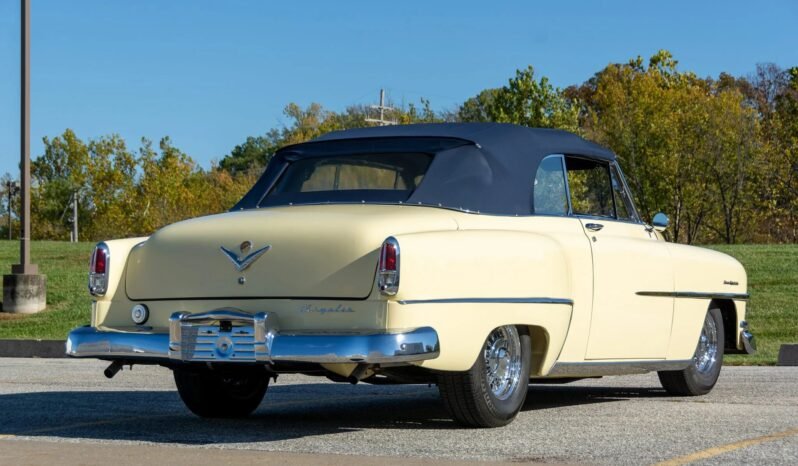 
								1953 Chrysler New Yorker Deluxe full									