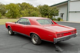 1967 Pontiac GTO Red V8