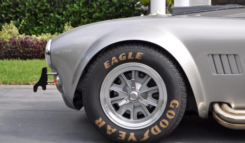 
								1965 Factory Five MK4 Shelby Cobra V8 full									