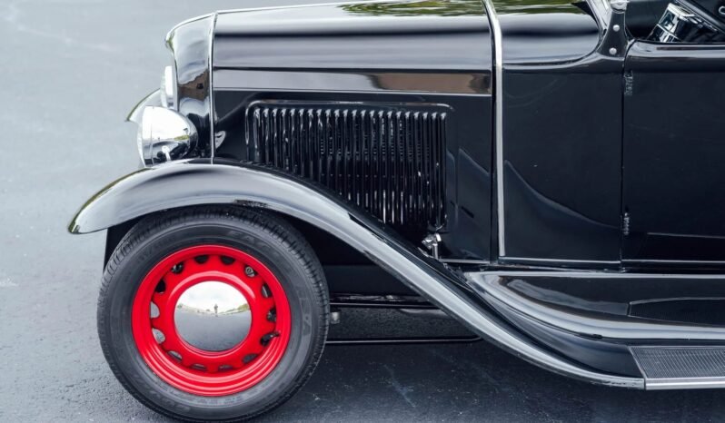 
								1931 Ford Roadster Hot Rod V8 full									