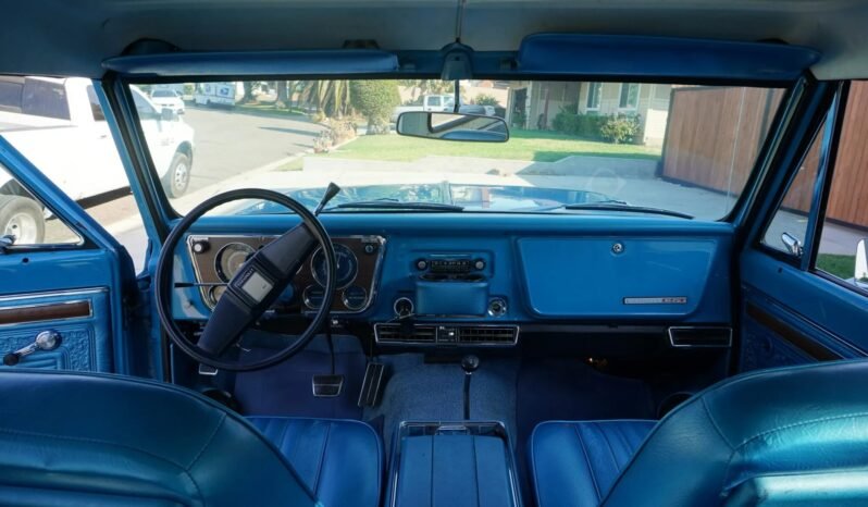 
								1971 Chevrolet K5 Blazer Blue full									