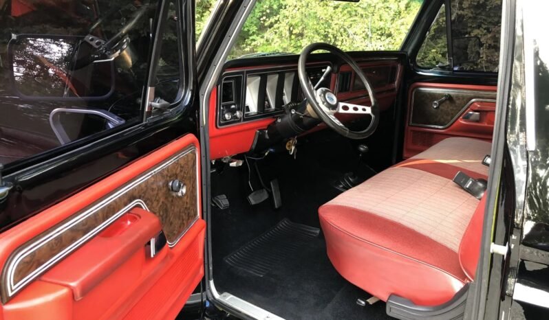 
								1979 Ford F-250 Custom 4X4 full									