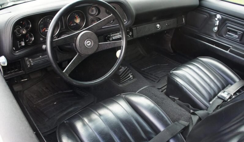 
								1972 Chevrolet Camaro Z/28 4-Speed full									