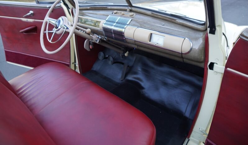 
								1941 Mercury Eight Convertible V8 full									