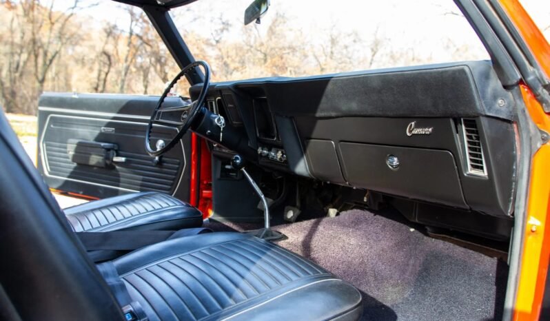 
								1969 Chevrolet Camaro COPO 4-Speed full									