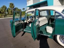 1955 Buick Roadmaster Sedan V8