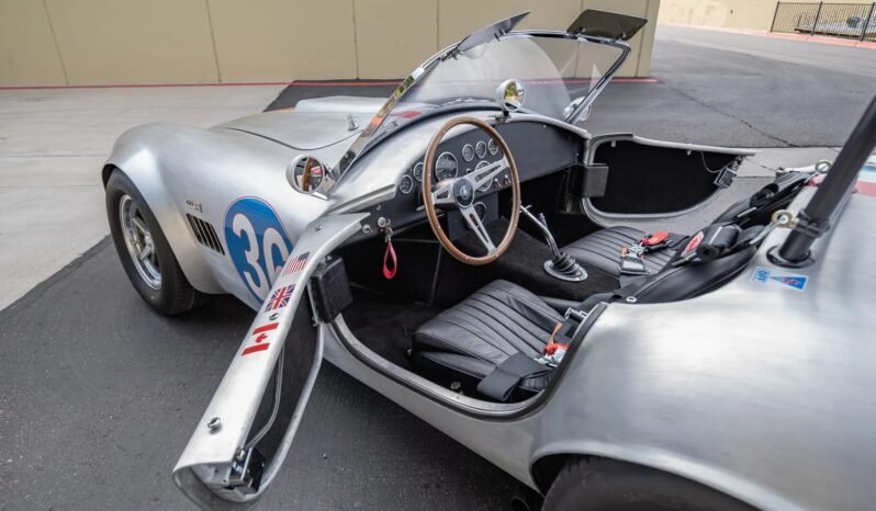 
								1965 Kirkham Motorsport Roadster Shelby Cobra full									
