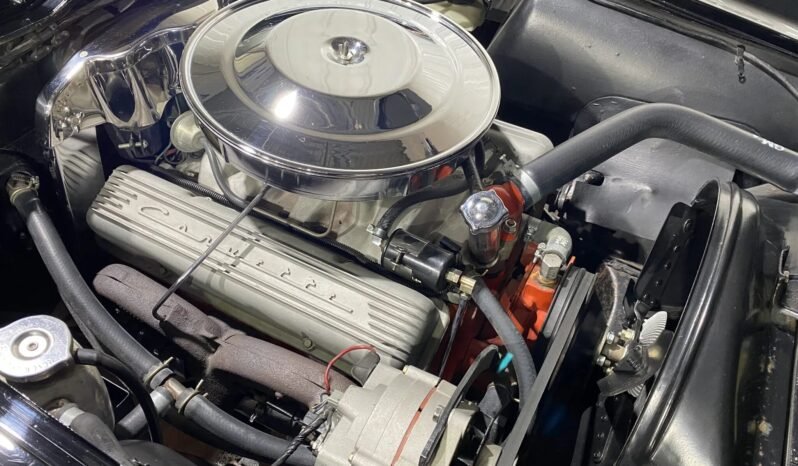 
								1965 Chevrolet Corvette V8 Black full									