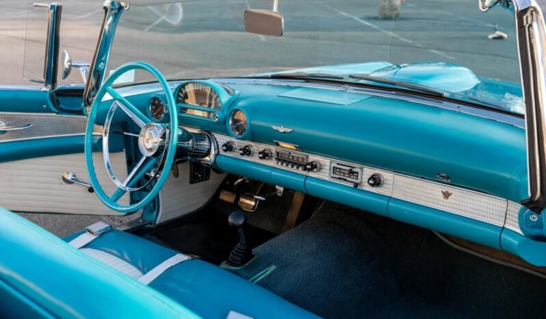 
								1956 Ford Thunderbird 312 V8 full									