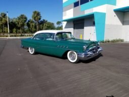 1955 Buick Roadmaster Sedan V8