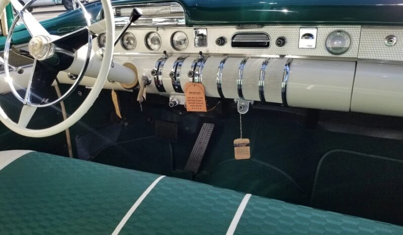 
								1955 Buick Roadmaster Sedan V8 full									