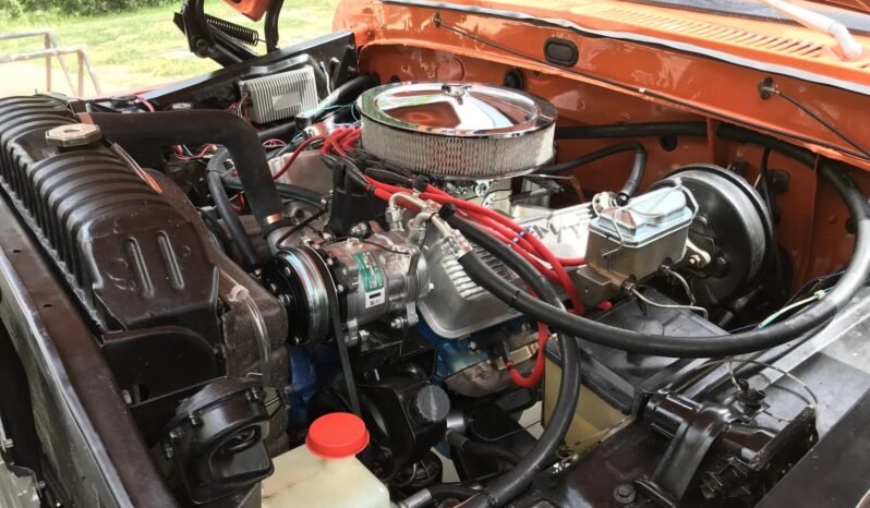 
								1974 Ford F-250 Custom Pickup Truck full									