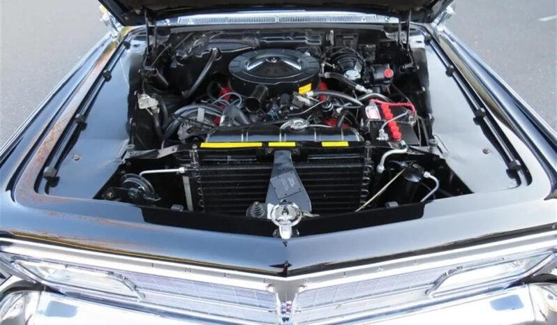 
								1965 Chrysler Imperial LeBaron V8 full									
