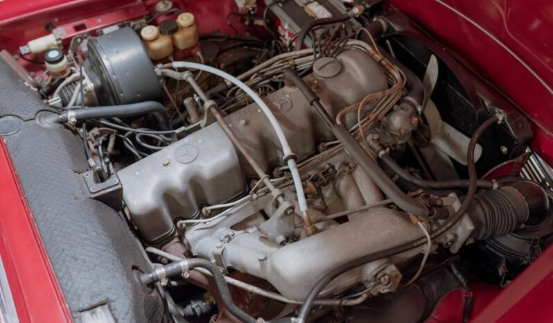 
								1970 Mercedes-Benz 280SL 5-Speed full									
