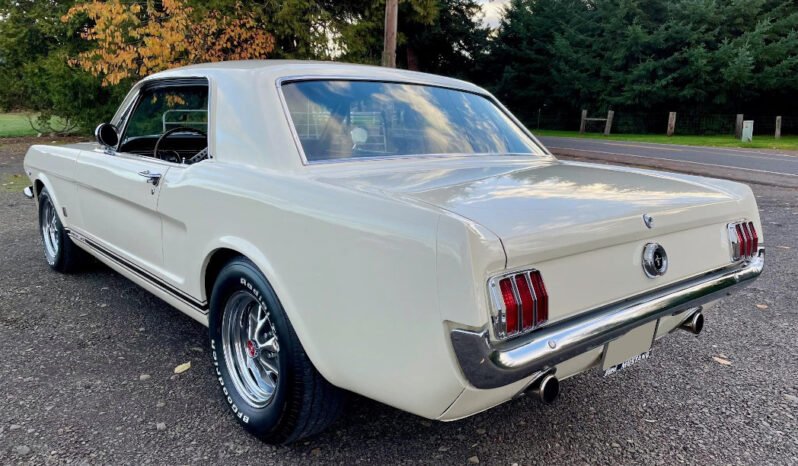 
								1965 Ford Mustang GT full									