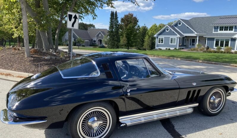 
								1965 Chevrolet Corvette V8 Black full									