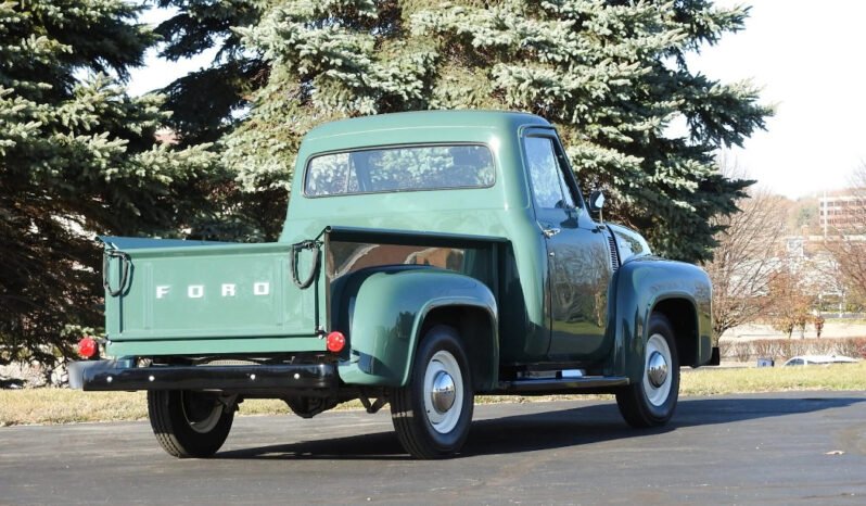 
								1953 Ford F-100 Pickup Truck 4-Speed full									