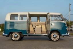 1967 Volkswagen Type 2 Deluxe Bus