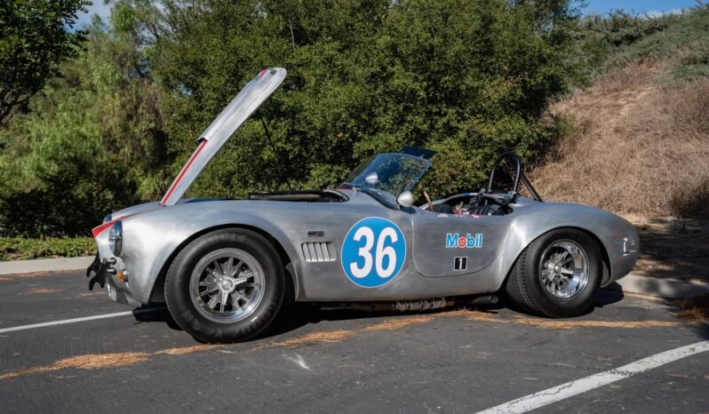 
								1965 Kirkham Motorsport Roadster Shelby Cobra full									