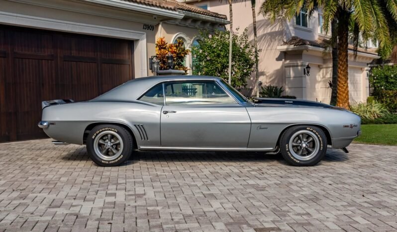 
								1969 Chevrolet Camaro Z/28 Cortez Silver full									