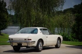 1963 Studebaker Avanti R2