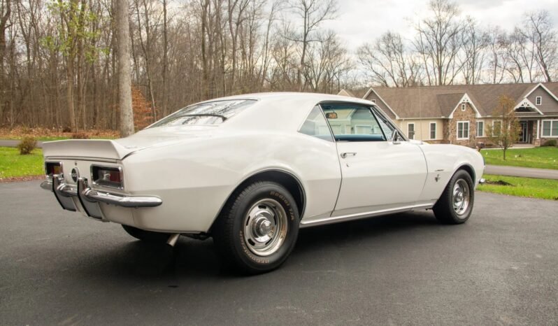 
								1967 Chevrolet Camaro White full									